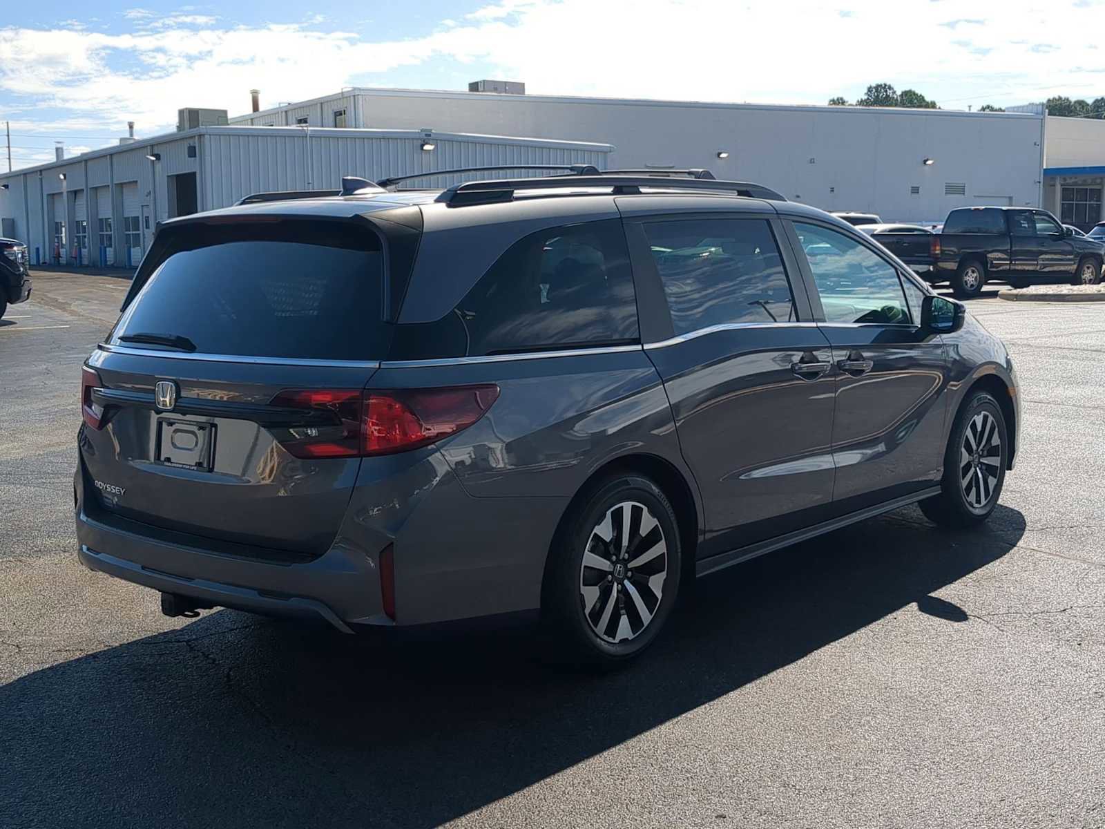 New 2026 Honda Odyssey EX-L image 8