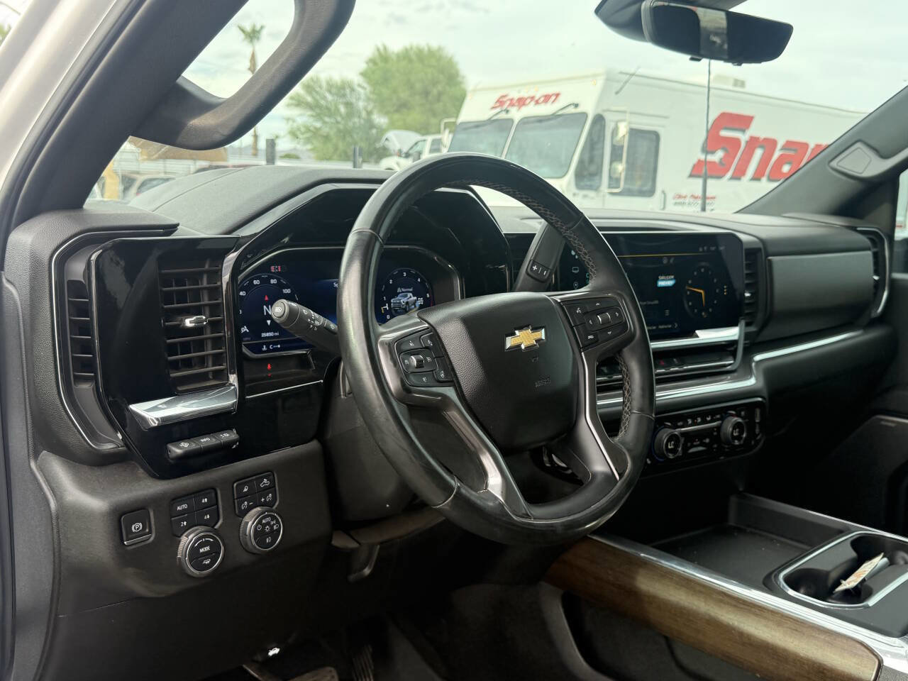 Used 2024 Chevrolet Silverado 3500 High Country w/ High Country Premium Package image 19