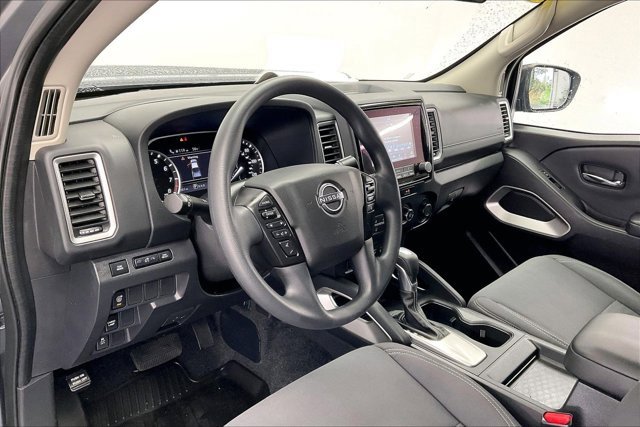Used 2022 Nissan Frontier SV w/ Technology Package image 14