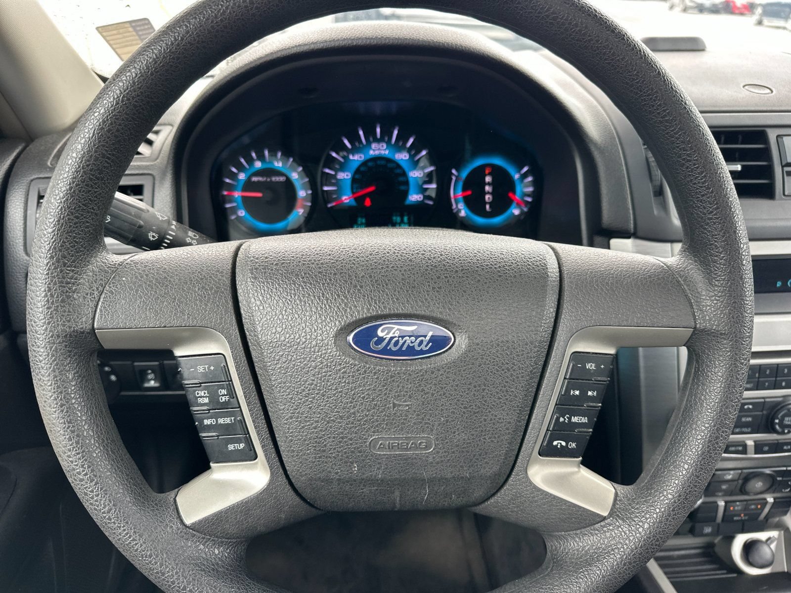 Used 2012 Ford Fusion SE FWD image 19