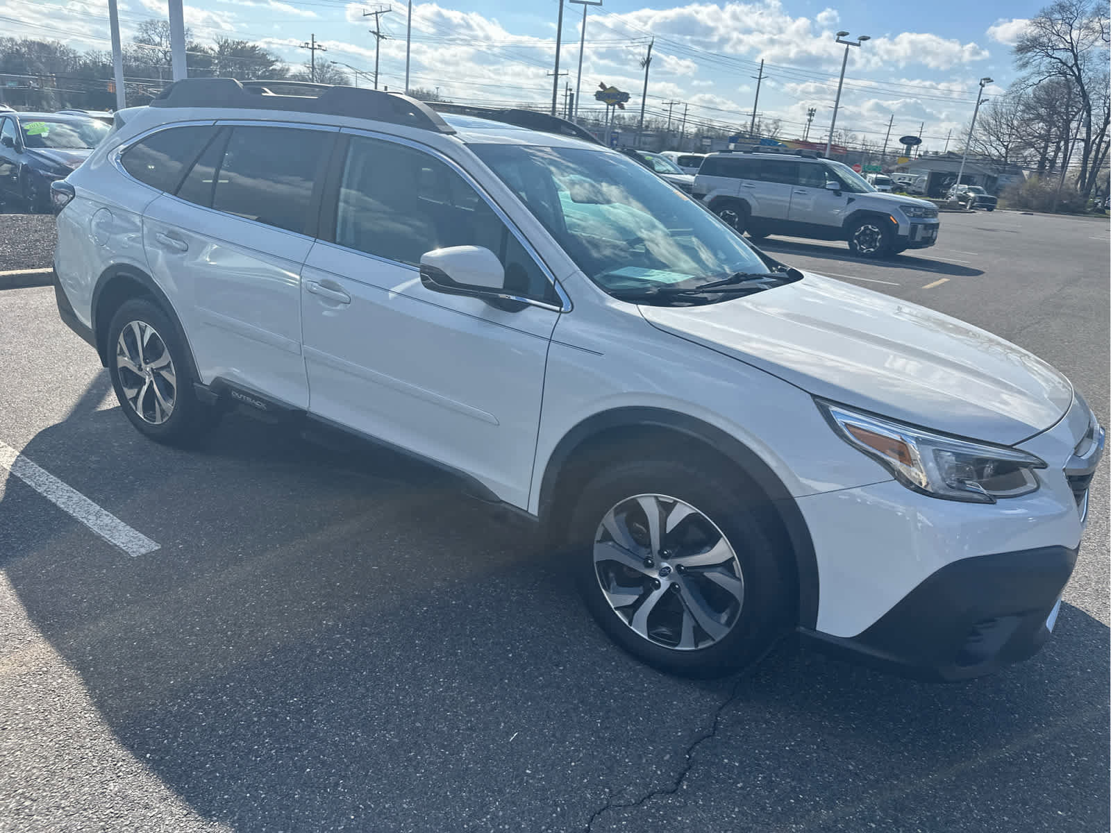 Used 2021 Subaru Outback Limited image 2