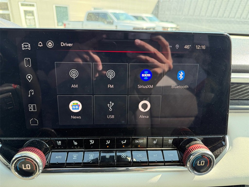 Used 2023 GMC Canyon AT4X image 17