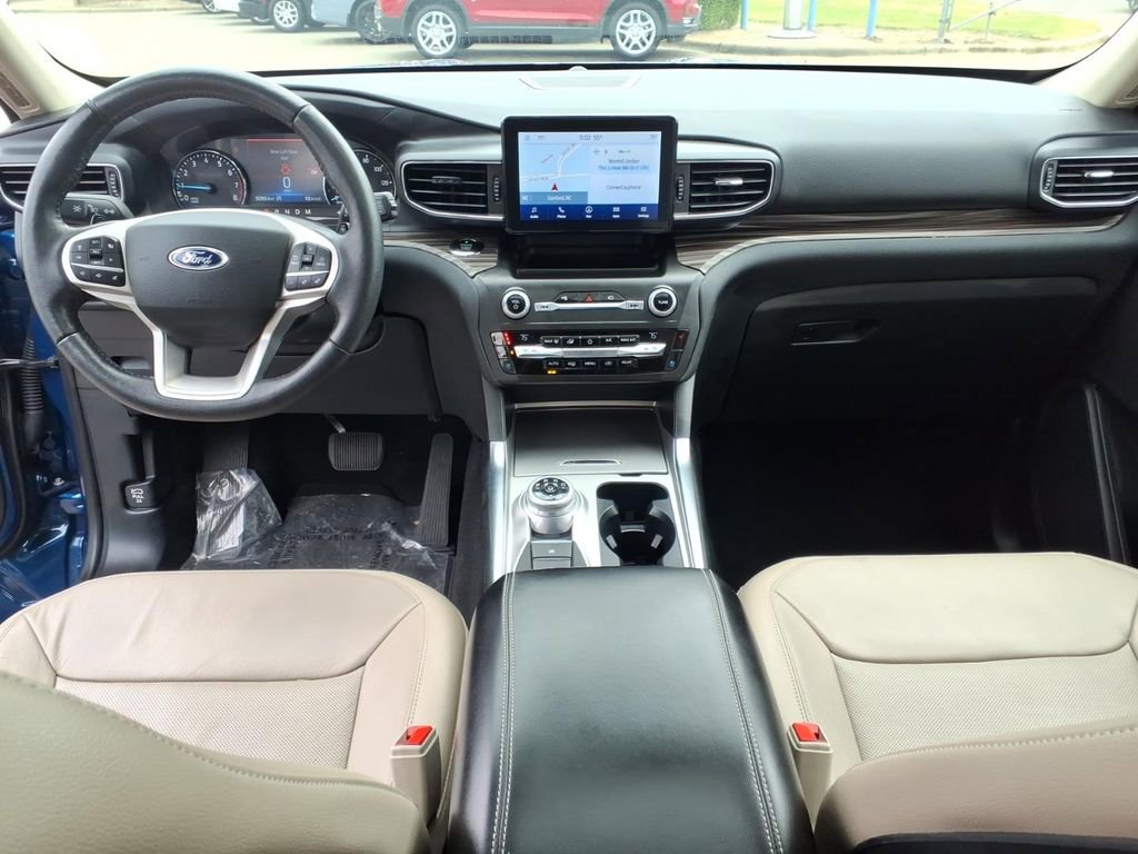 Used 2020 Ford Explorer Limited AWD/4WD image 8