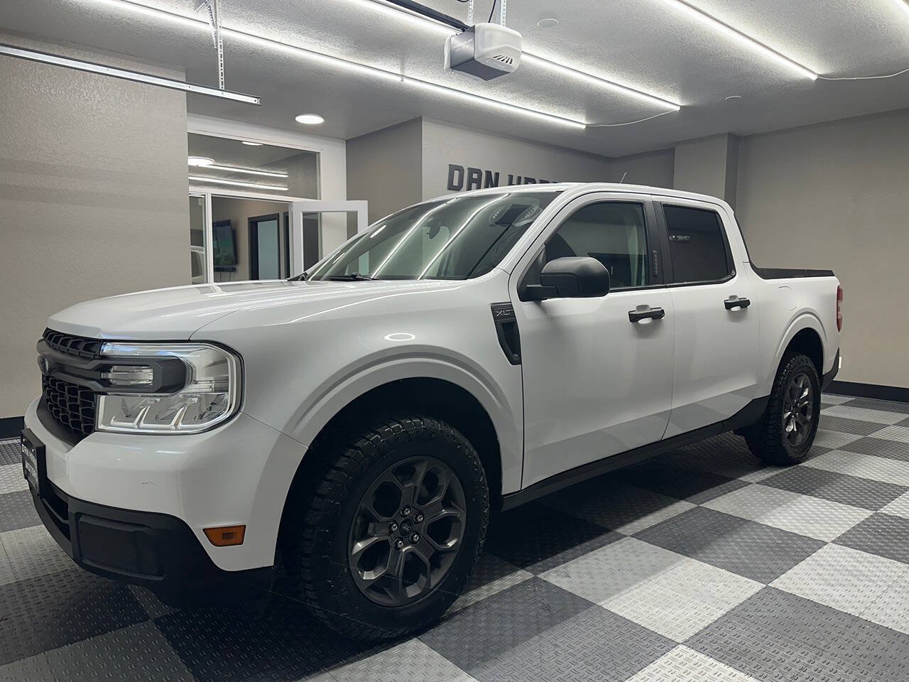 Used 2022 Ford Maverick XLT w/ Equipment Group 300A Standard AWD/4WD image 2