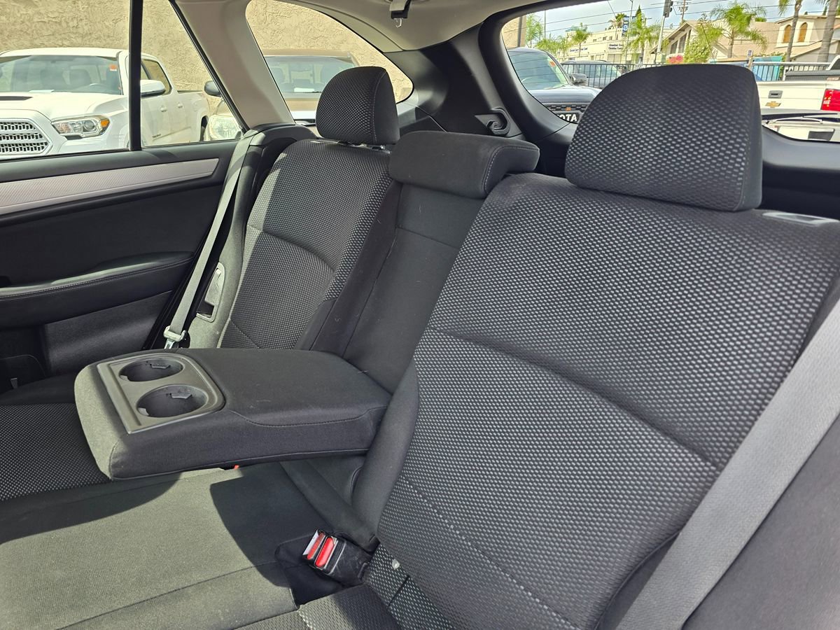 Used 2018 Subaru Outback 2.5i Premium AWD/4WD image 21