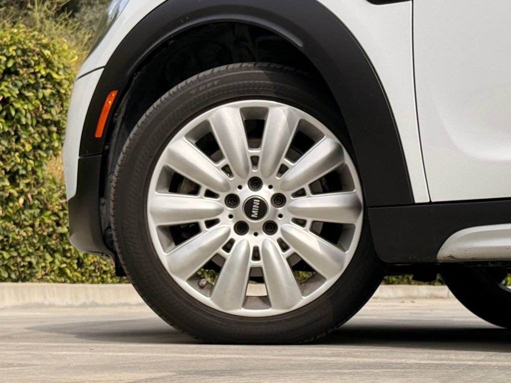 Used 2019 MINI Cooper Countryman S w/ Storage Package image 9