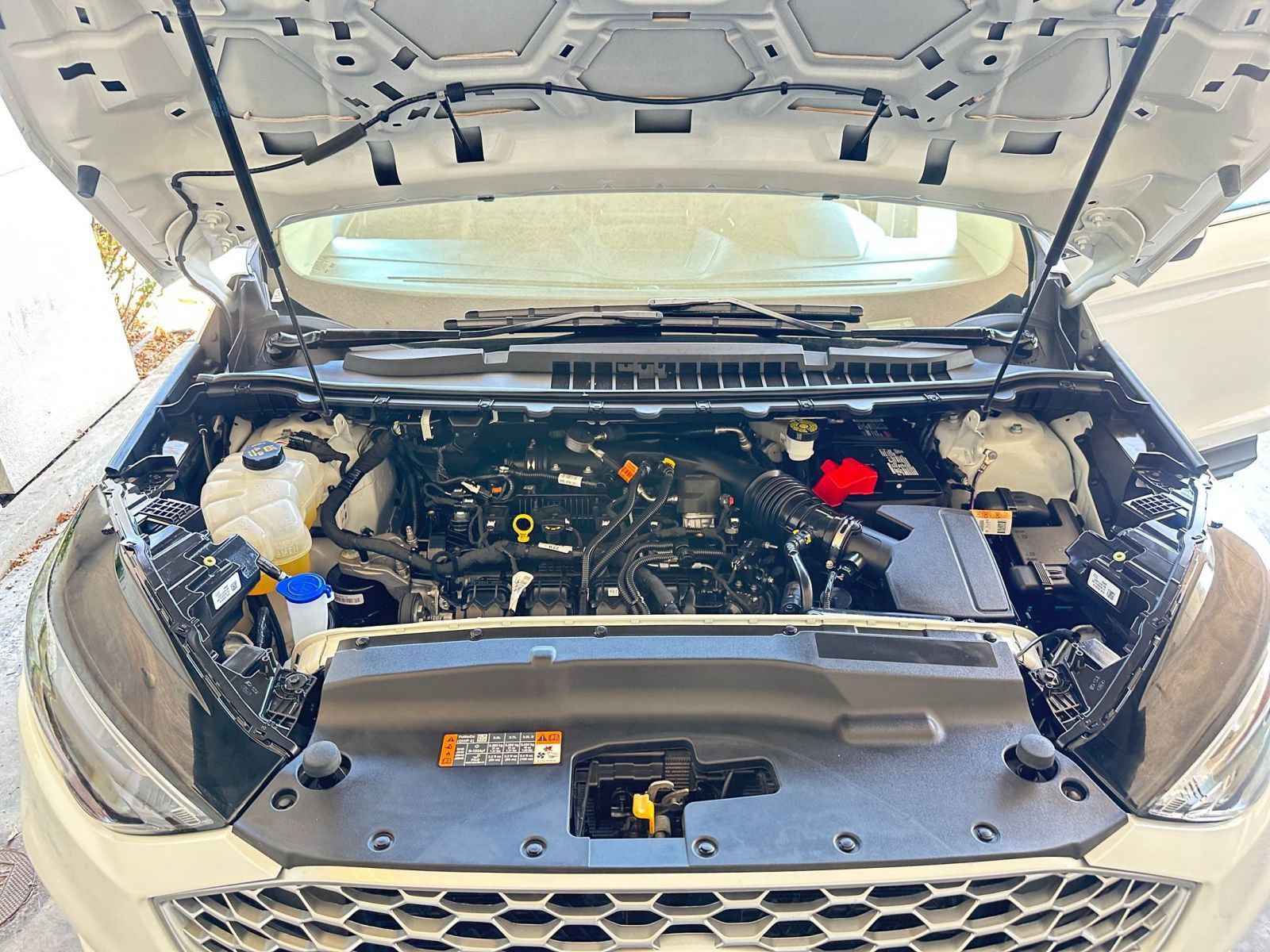 Used 2024 Ford Edge SEL image 32