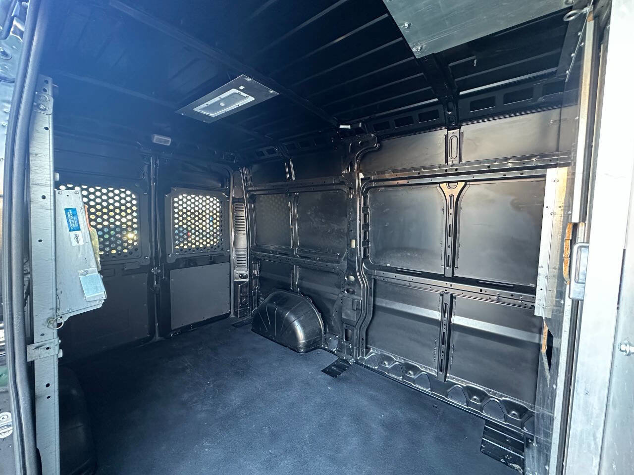 Used 2022 RAM ProMaster 2500 image 17