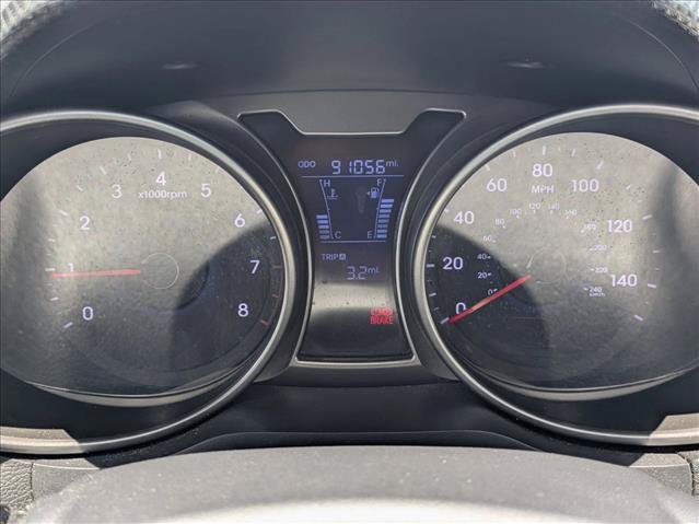 Used 2016 Hyundai Veloster w/ Option Group 02 FWD image 11