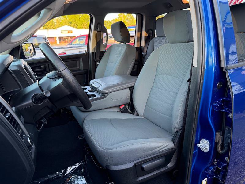 Used 2017 RAM 1500 Express AWD/4WD image 15