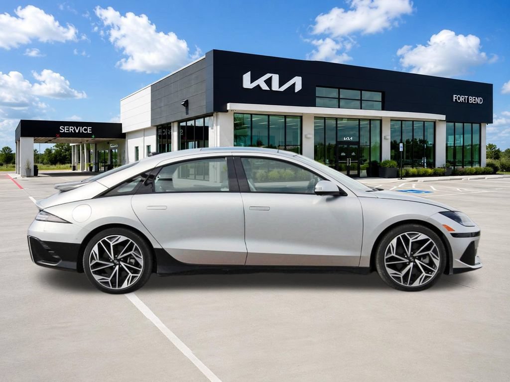Used 2023 Hyundai Ioniq 6 Limited RWD image 4