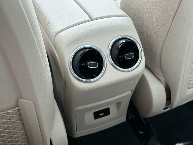 Certified 2025 Mercedes-Benz CLA 250 4MATIC image 16