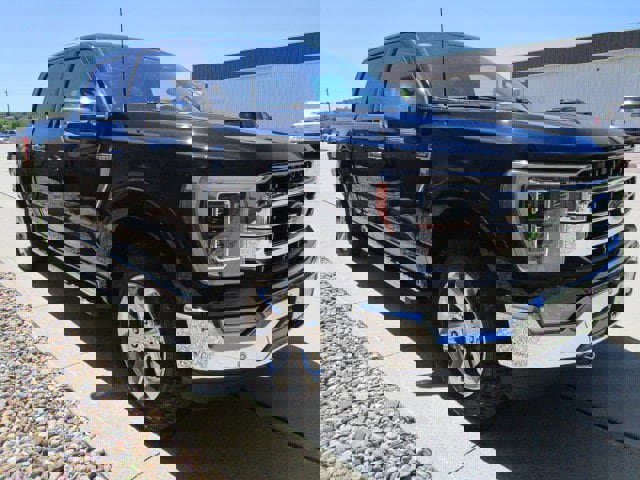 Used 2023 Ford F150 Lariat w/ Equipment Group 502A High image 3