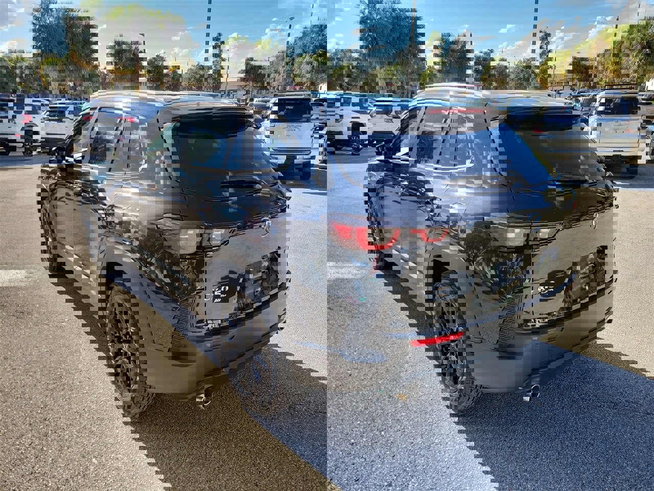 Used 2025 MAZDA CX-50 AWD 2.5 S w/ Preferred Package image 4