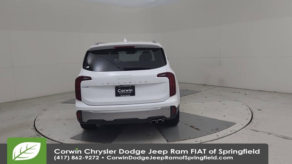 Used 2025 Kia Telluride S FWD image 13