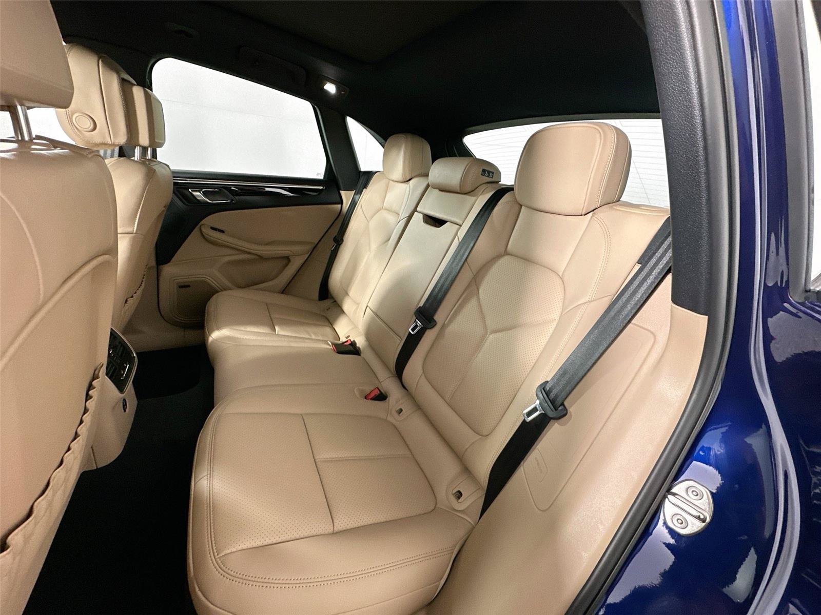 Certified 2026 Porsche Macan Turbo AWD/4WD image 26