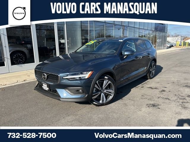 Certified 2025 Volvo V60 B5 Cross Country Plus video 1