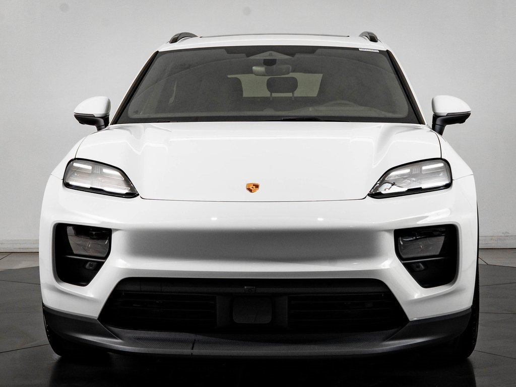 New 2026 Porsche Macan 4S Electric image 11