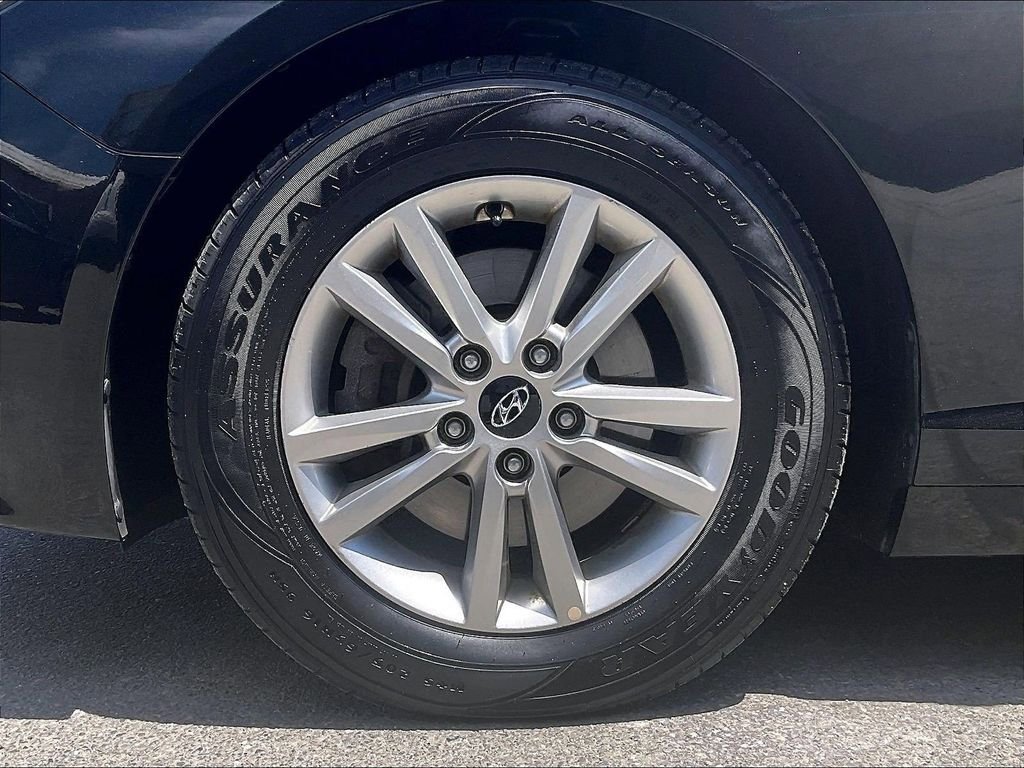 Used 2017 Hyundai Sonata SE FWD image 7