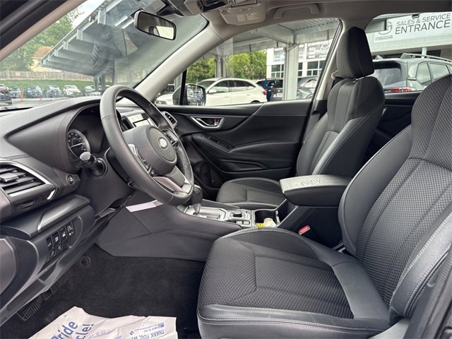 Used 2022 Subaru Forester Premium image 21