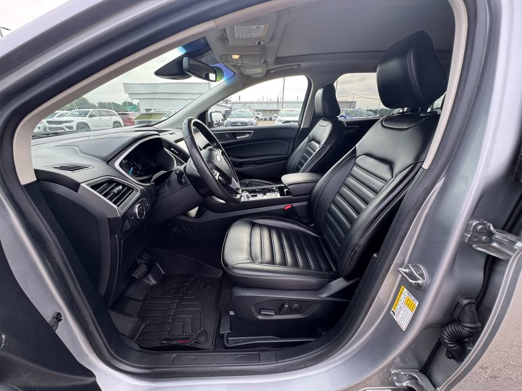 Used 2020 Ford Edge SEL w/ Convenience Package AWD/4WD image 12