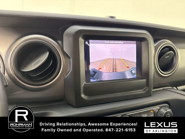 Used 2022 Jeep Gladiator Sport w/ Trailer Tow Package AWD/4WD image 8
