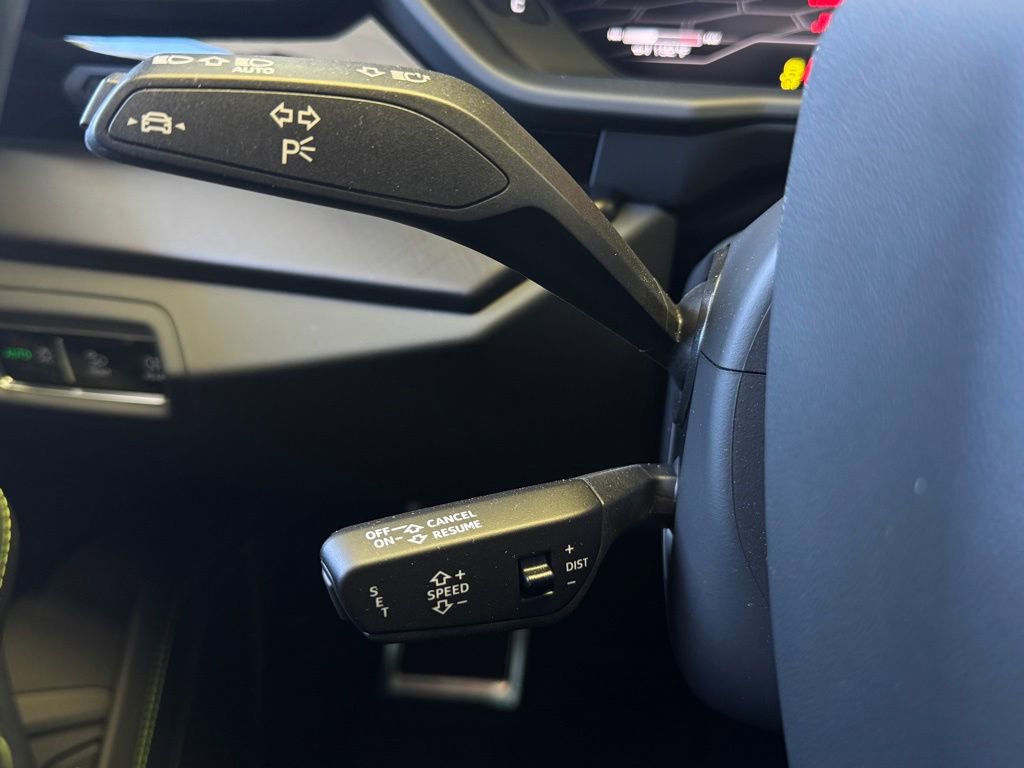 Used 2022 Lamborghini Urus image 12