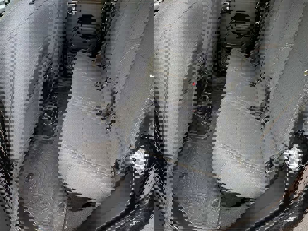 Used 2024 Jeep Gladiator Sport image 15