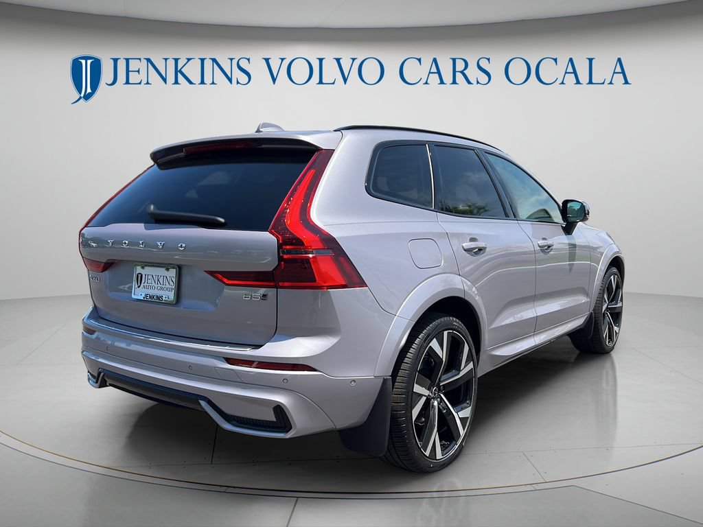 New 2026 Volvo XC60 B5 Ultra w/ Climate Package PRO AWD/4WD image 3