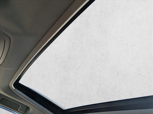 Used 2018 Toyota RAV4 XLE FWD image 14