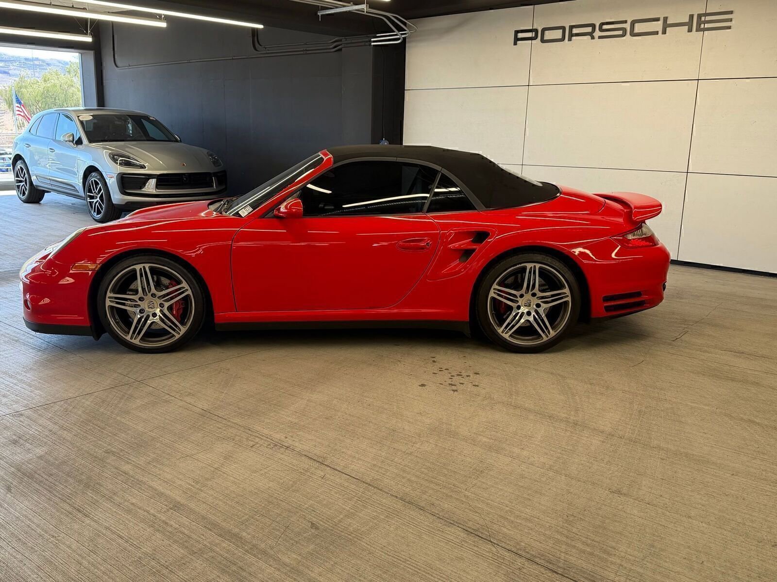 Used 2008 Porsche 911 Turbo AWD/4WD image 2