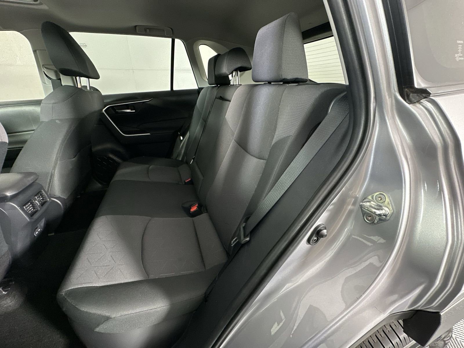 Used 2024 Toyota RAV4 XLE w/ Convenience Package AWD/4WD image 23