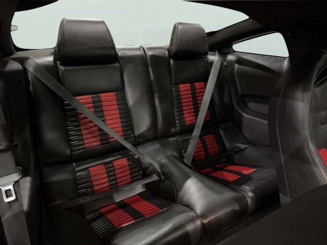 Used 2012 Ford Mustang Shelby GT500 w/ SVT Performance Pkg RWD image 41