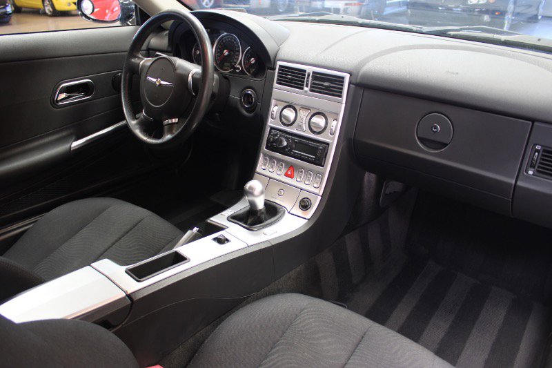 Used 2007 Chrysler Crossfire Coupe image 6