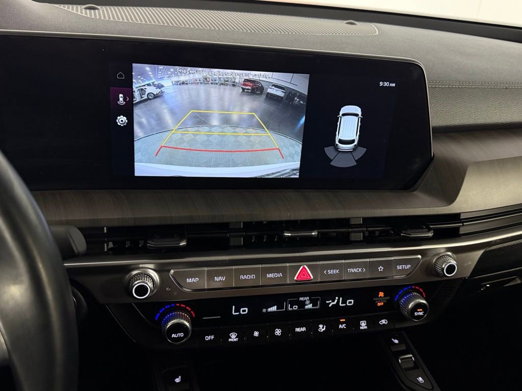 Used 2024 Kia Telluride EX w/ EX Captain's Chair Package FWD image 18