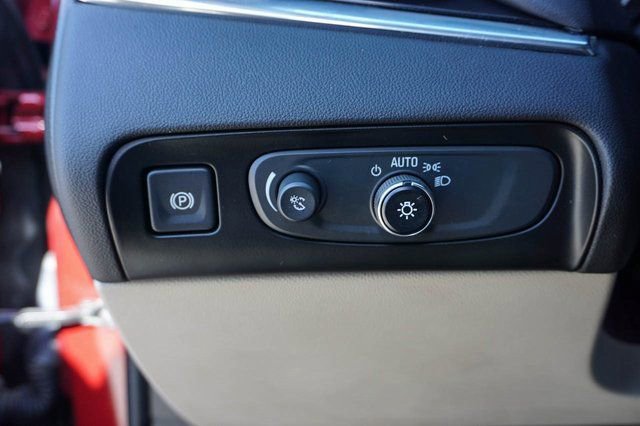 Used 2019 Buick Enclave Essence image 15