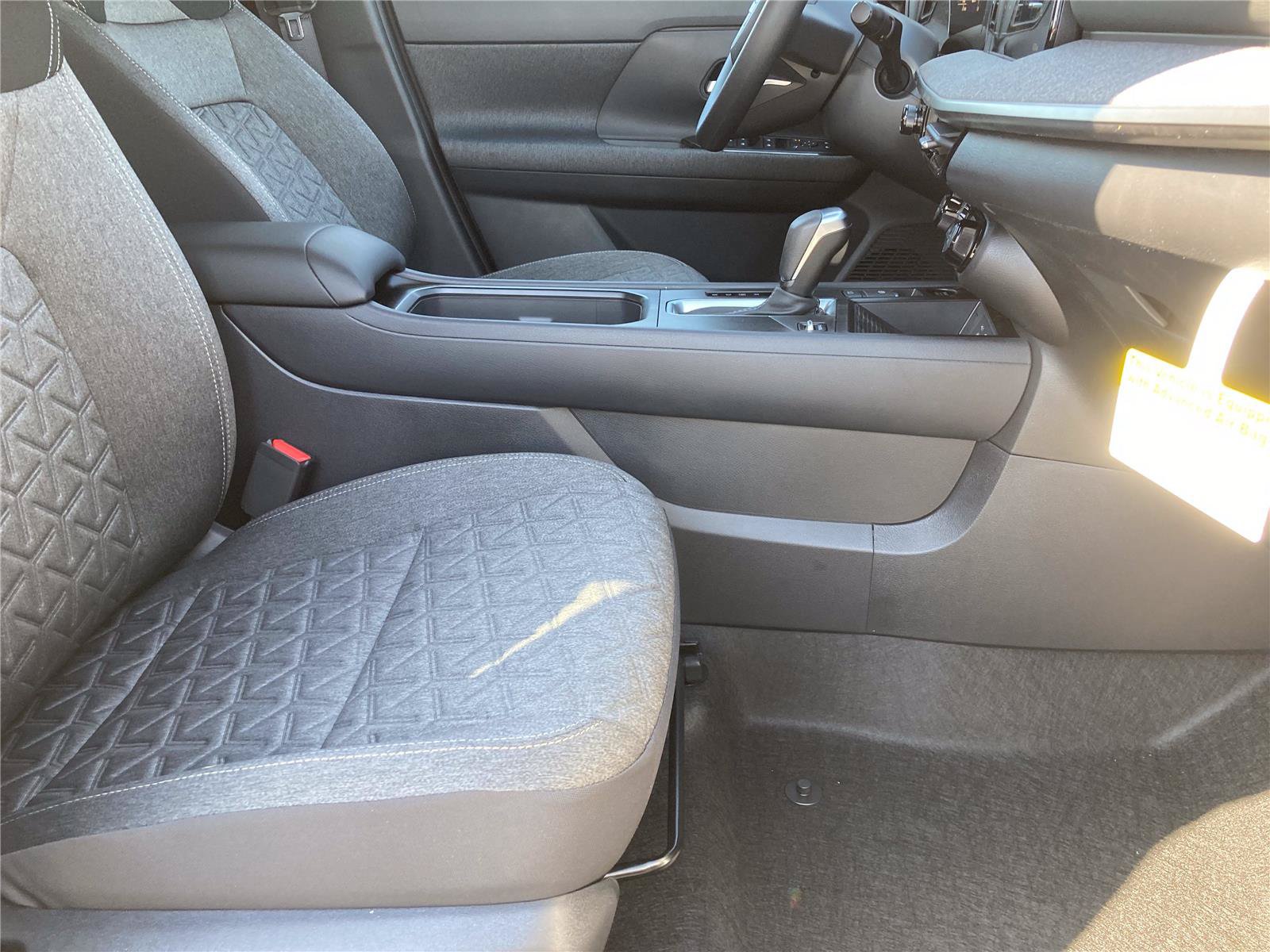 New 2026 Nissan Kicks SV w/ SV Premium Package FWD image 32
