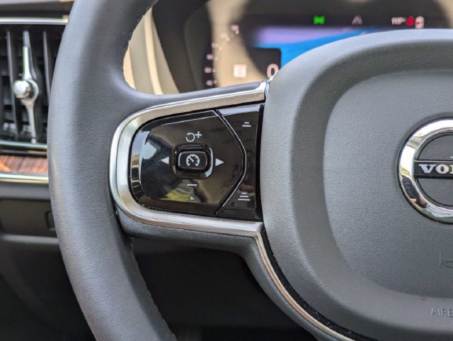 Certified 2024 Volvo S60 B5 Plus FWD image 28