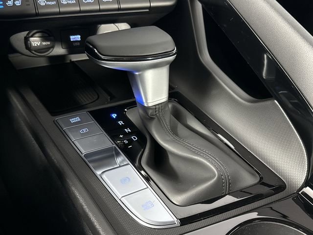 Used 2025 Hyundai Elantra Limited FWD image 36