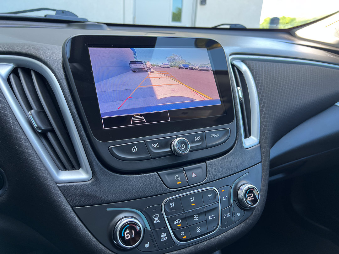 Used 2023 Chevrolet Malibu LT FWD image 23