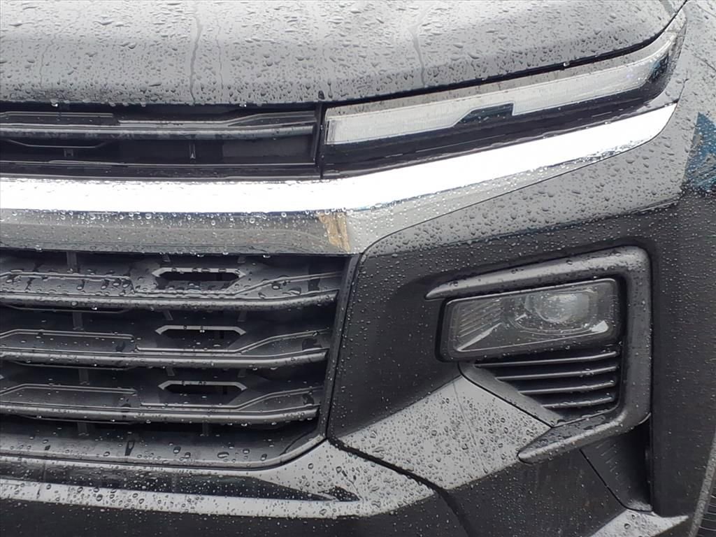 Used 2024 Chevrolet Traverse LS image 8