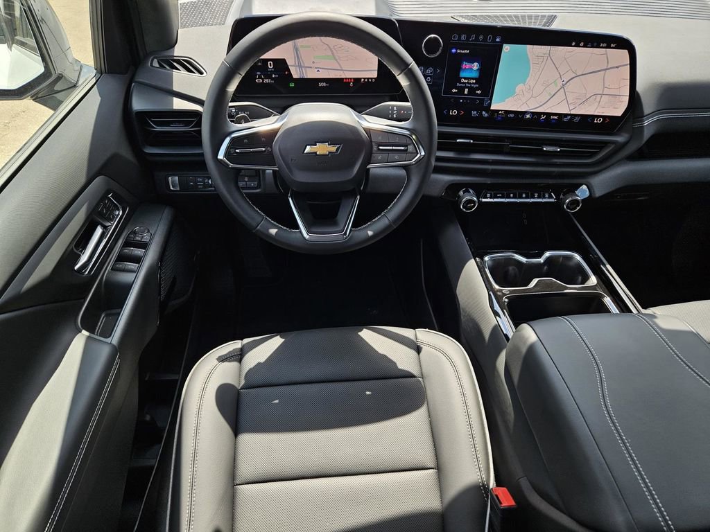 New 2025 Chevrolet Silverado EV LT image 10