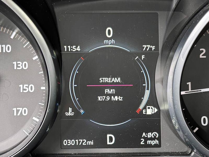 Used 2016 Land Rover Range Rover Sport SE AWD/4WD image 20