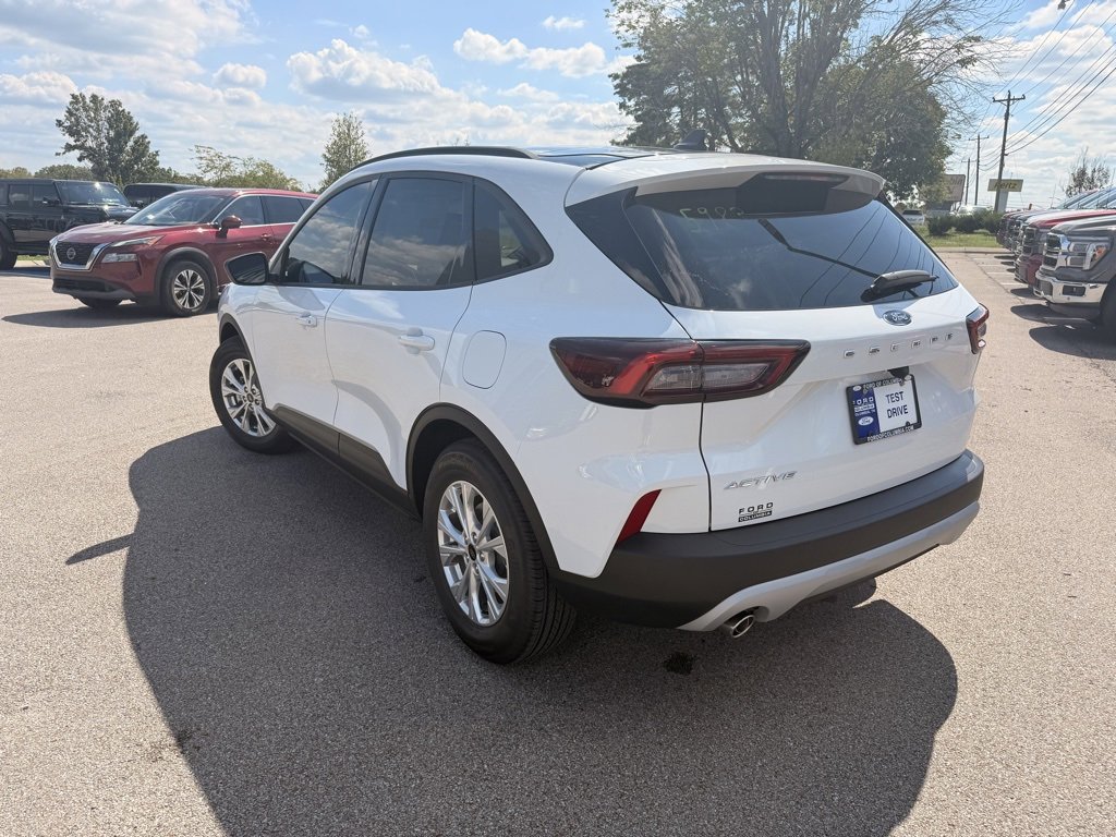 New 2026 Ford Escape Active image 6