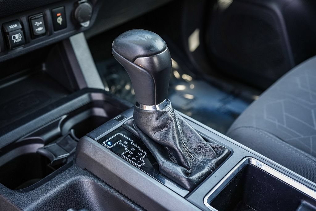 Used 2018 Toyota Tacoma TRD Sport RWD image 20