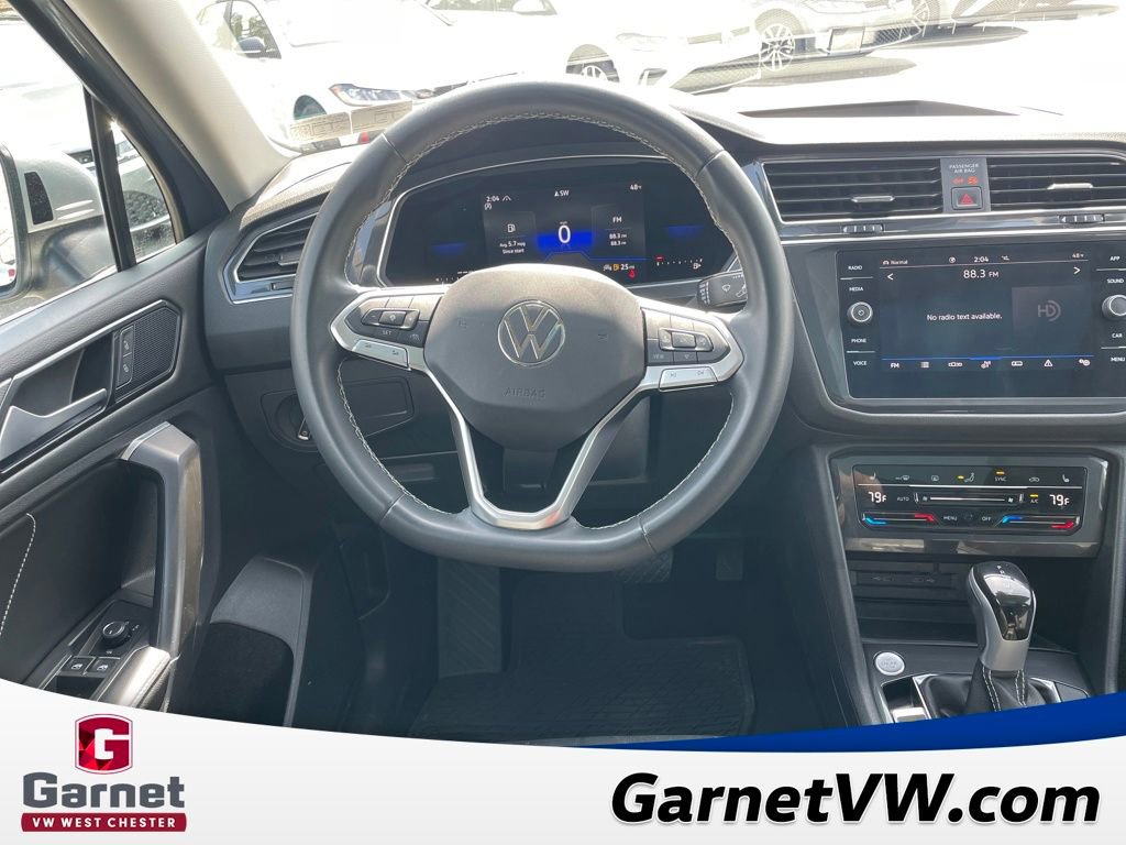 Certified 2023 Volkswagen Tiguan SE w/ Panoramic Sunroof Package image 14