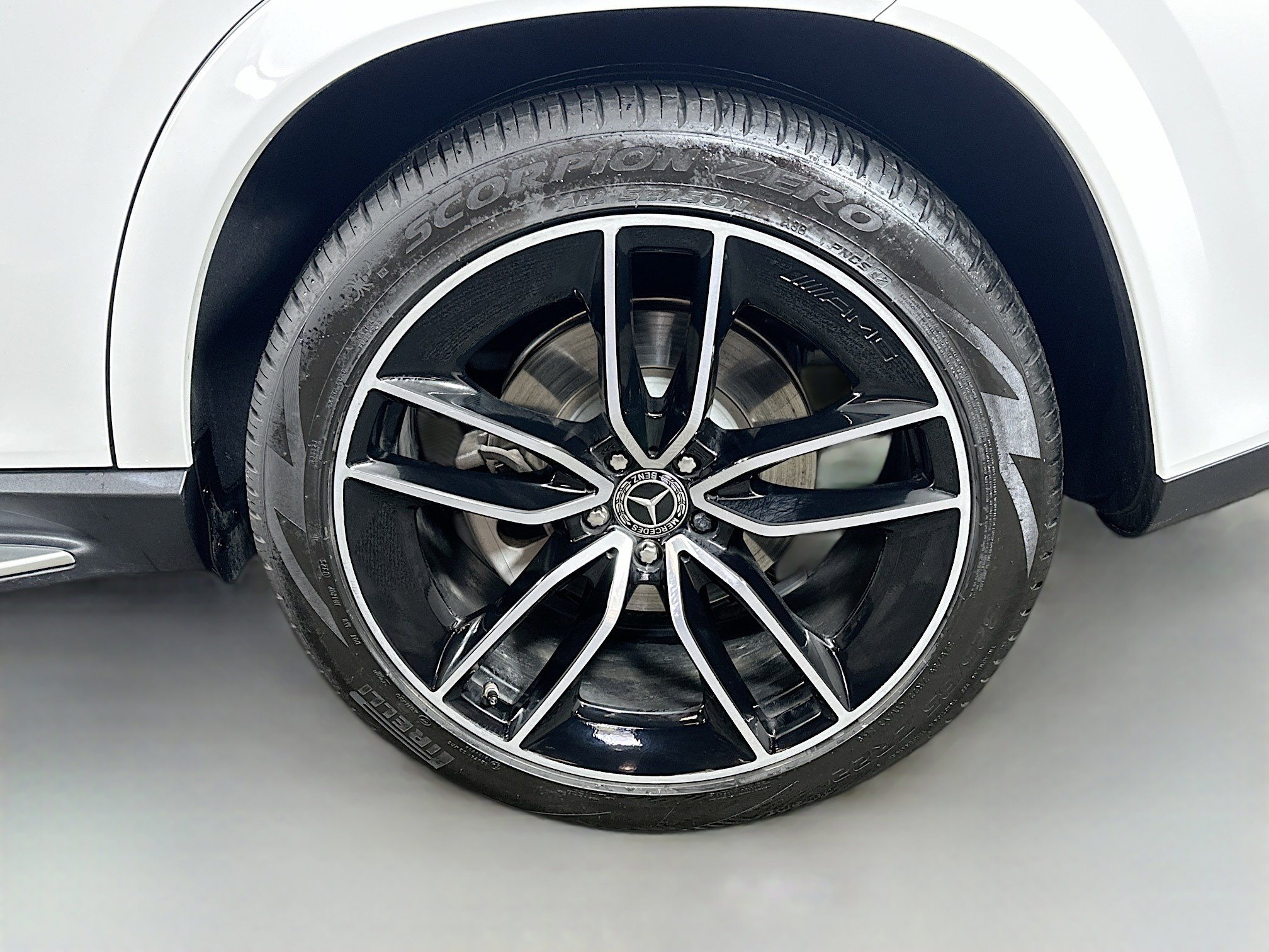 Certified 2023 Mercedes-Benz GLE 450 4MATIC image 32