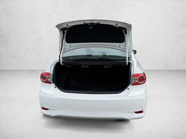 Used 2013 Toyota Corolla LE FWD image 5