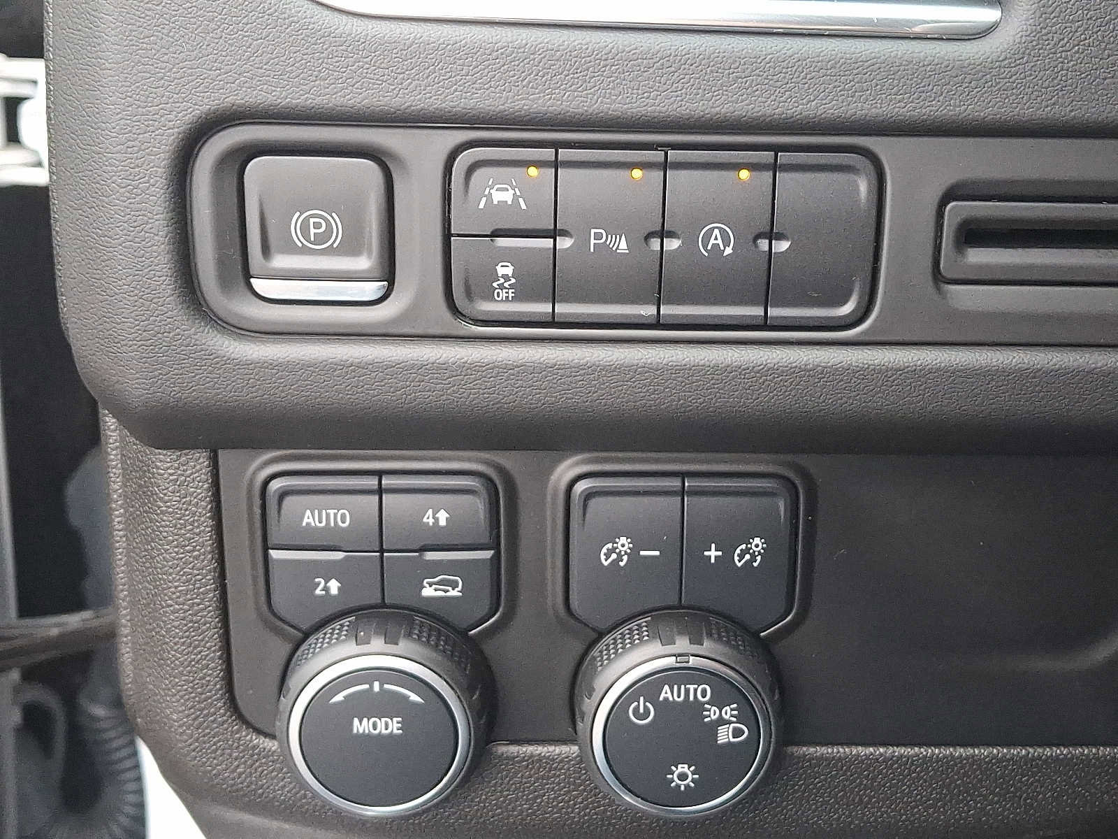 Used 2023 Chevrolet Tahoe LS w/ Driver Alert Package image 25