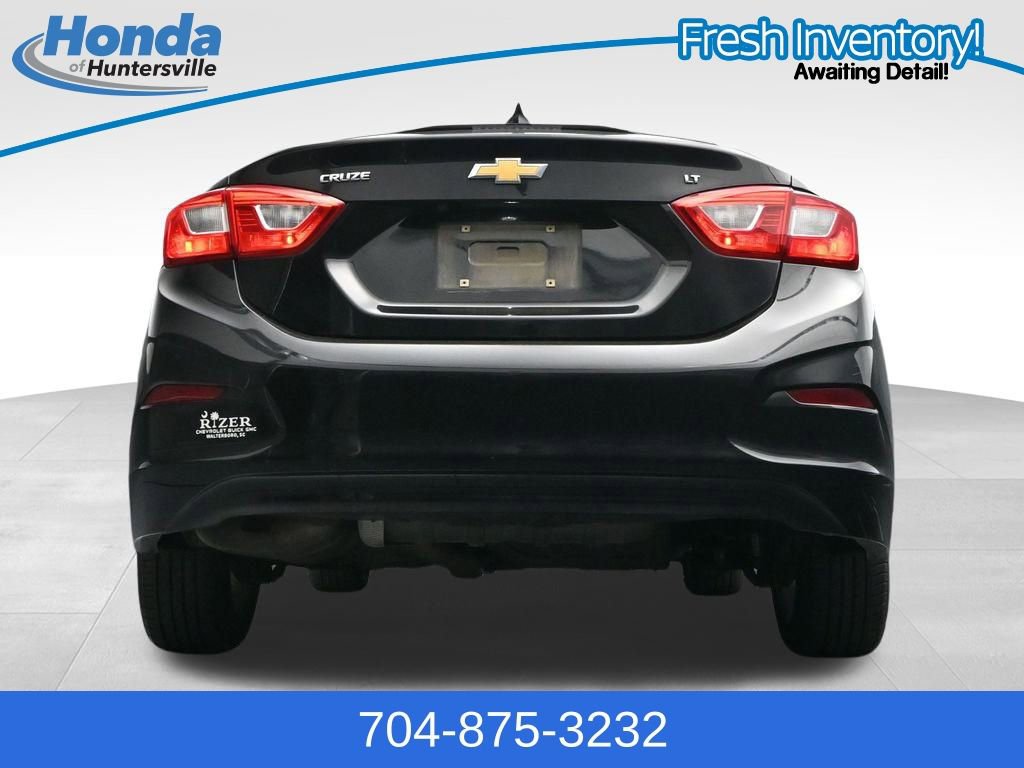 Used 2017 Chevrolet Cruze LT w/ Convenience Package FWD image 23